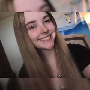 Meet your Posher, Desiree